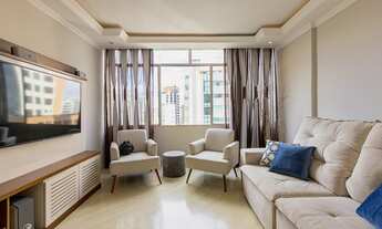 Imagem 2: Apartamento para venda tem 100 metros quadrados com 3 quartos em Cabral - Curitiba - PR