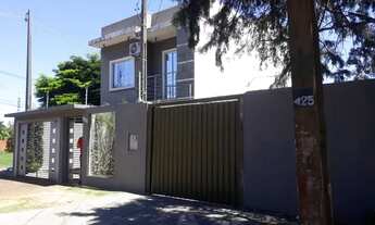 Imagem: Sobrado com móveis planejados à venda