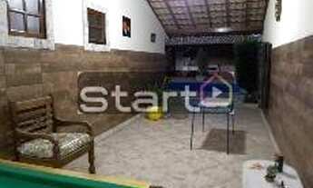 Imagem 2: Start Imóvel vende casa 4 quartos,3 banheiros, piscina, no Caxito Pequeno