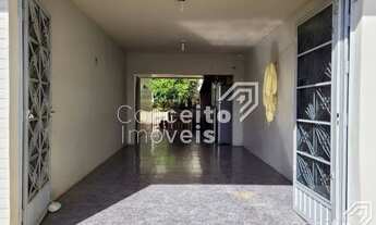 Imagem 2: Residência com amplo terreno - Uvaranas