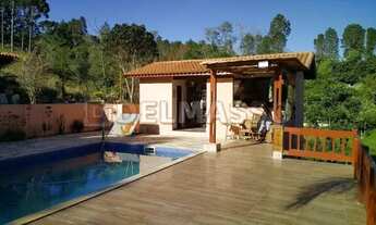 Imagem: Linda chácara com lagos!