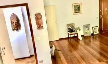 Imagem 4: Junto ao verde, 2 quartos e salão, original 3 quartos indevassáveis