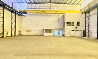 Imagem: Galpão de 1.000 m² com ponte rolante de