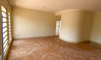 Imagem: RIBEIRÃO PRETO - Casa Padrão - ALTO DA