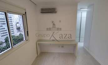 Imagem 2: Apartamento para aluguel tem 194 metros quadrados com 3 Dormitorios