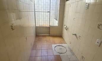 Imagem 2: Vendo casa rua que dar acesso a feirinha do tabuleiro ,por trás da Carajás