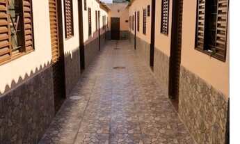 Imagem 3: Kitnet 1 comodo, pia e banheiro dentro