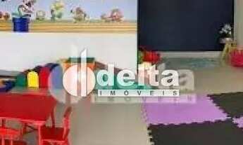 Imagem 3: Terreno no condomínio disponível para venda no bairro Granja Marileusa em Uberlândia-MG