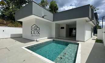 Imagem 6: Alphaville 4 / 230m² / 4 suítes / semi mobiliada / área gourmet / piscina/ casa de esquina