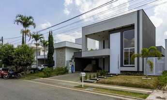 Imagem 2: Casa térrea com 200m², 4 suítes e piscina aquecida, no Jardins Lisboa