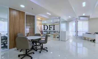 Imagem 3: Sala de 114.0m² no bairro Morumbi, com 4 banheiros e 4 vagas de garagem