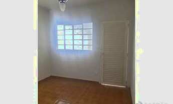 Imagem 5: Casa no bairro Pq. Vista Alegre pra alugar com 02 quartos em Bauru-SP