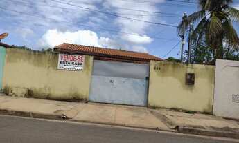 Imagem: Vendo casa no centro, ao lado da escola