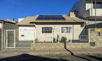 Imagem 16: Casa com Piscina, Espaçosa, Privativa e Segura! Terreno gigante!