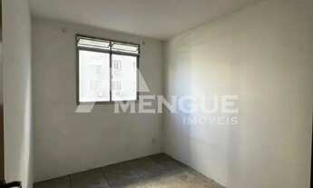 Imagem 2: Apartamento com 2 dormitórios e 1 vaga à venda no bairro Alto Petrópolis em Porto Alegre c