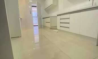 Imagem 2: Imóvel para aluguel com 182 metros quadrados com 4 quartos em Jardim das Américas - Cuiabá