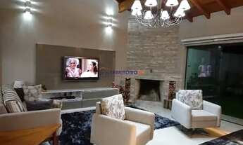 Imagem 3: Casa em Porto Alegre, no bairro Espirito Santo, com 4 dormitório(s), e 4 banheiros, à vend