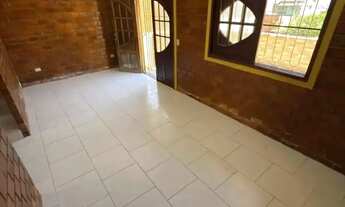 Imagem: Casa à venda em rua pública, CRUZEIRO