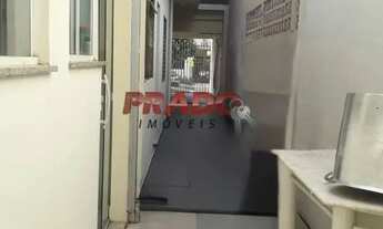 Imagem 5: Sobrado à venda em Maringá, Jardim São Clemente, com 3 quartos, com 210 m²