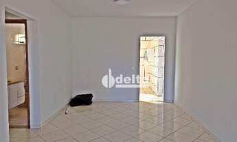 Imagem 5: Apartamento com 3 dormitórios para alugar, 95 m² por R$ 1.500,00/mês - Santa Mônica - Uber