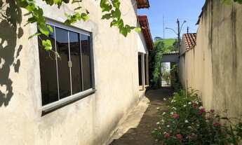 Imagem 3: Casa no centro de Anicuns goias