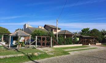 Imagem 2: Casa em Nazaré Casa com 4 dormitórios