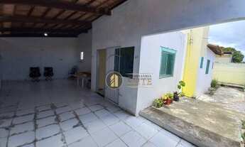 Imagem 4: Casa de esquina com 2/4, WC social, sala, cozinha, 2 vagas de garagem, em um terreno de 16