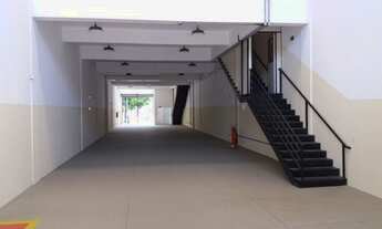 Imagem 3: Excelente localização no Industrial - Alphaville Industrial 950 m²