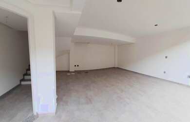 Imagem 3: Casa com 02 Dormitórios e 02 vagas