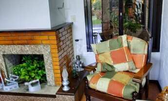 Imagem 4: Casa em Nazaré Casa com 4 dormitórios