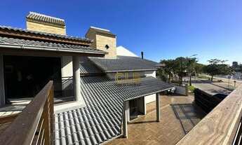 Imagem 6: Com uma vista de tirar o fôlego ... Frente para o mar !! Excelente oportunidade na Praia