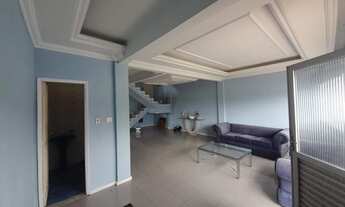 Imagem 3: Apartamento para aluguel possui 197 metros quadrados com 3 quartos