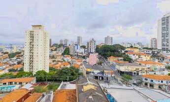 Imagem 2: Apartamento com 2 quartos (sem suíte), 2 banheiros, 1 vaga de garagem e elevador