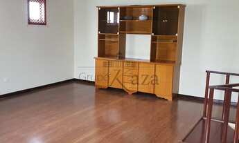 Imagem 6: Lindo Sobrado com 530 m² - 4 drm sendo 2 suítes, sacada, área gourmet, piscina, 2 vagas