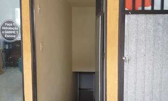 Imagem 2: Casa para aluguel com 100 metros quadrados com 2 quartos em Vila Iasi - Taboão da Serra