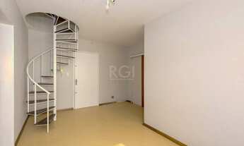 Imagem 3: Cobertura para Venda - 50m², 2 dormitórios, sendo 1 suites, 1 vaga - Petrópolis