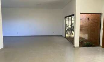 Imagem 2: Vendo linda casa terrea no Condomínio Gaudi