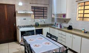 Imagem 4: Vagas para moças