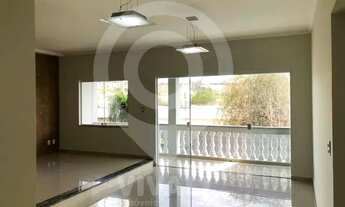 Imagem 2: Casa de rua-À VENDA-Jardim Ipê-Itatiba-SP