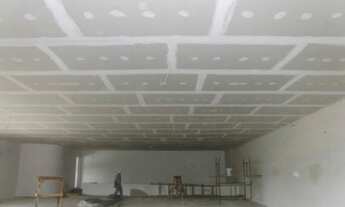 Imagem 3: Divisória, painel 3D e forro