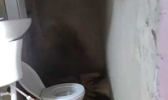 Imagem 6: Vende-se esta casa ?