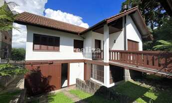 Imagem 2: CASA COM 4 QUARTOS NO CENTRO DE CANELA