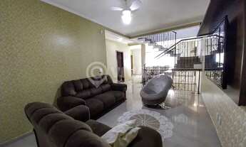 Imagem 3: Casa de rua - / Residencial / Jardim Coronel Peroba