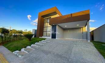 Imagem: Casa térrea com 3 suítes plenas sendo