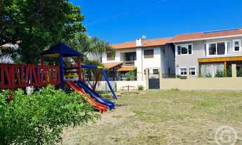 Imagem 4: Residência espaçosa com vista para o mar e amplo jardim no bairro Coqueiros