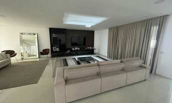 Imagem 6: Casa para aluguel e venda possui 500 metros quadrados com 4 quartos