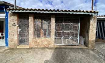 Imagem: Sobrado para venda em Aparecida com 4 quartos