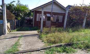 Imagem: Terreno com duas casas