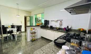 Imagem 3: Sobrado para aluguel tem 320 metros quadrados com 4 quartos em Residencial Granville - Goi