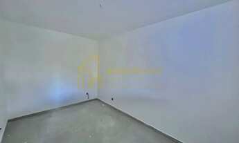 Imagem 5: Morada de Laranjeiras: Casa Ampla com 4 Quartos e Acabamento de Primeira!